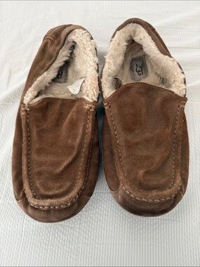 UGG Chestnut Suede Men’s Shearling-Lined Slip-On Loafers